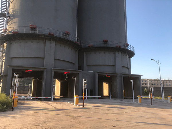 ����װ��